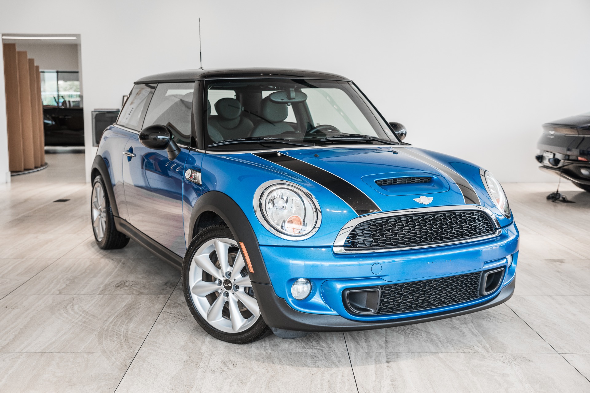 Used 2011 MINI Cooper Hardtop S | Vienna, VA