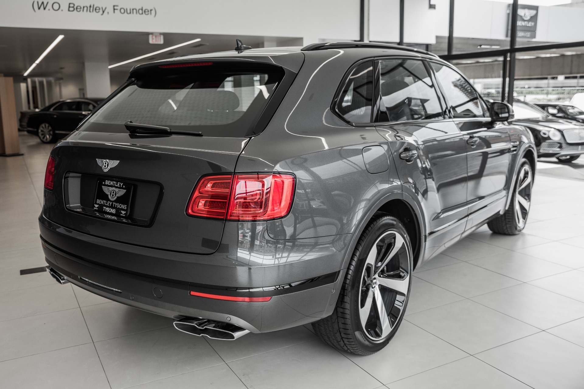 New 2020 Bentley Bentayga V8 | St. Petersburg, FL