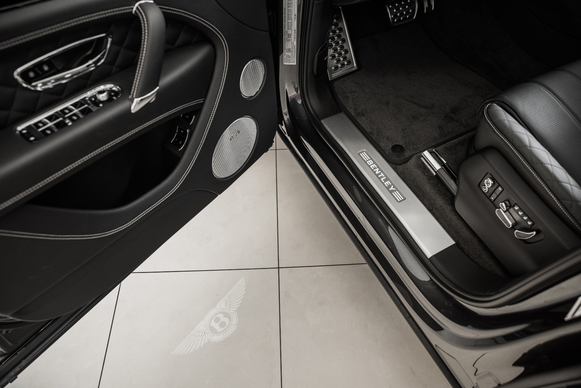 New 2020 Bentley Bentayga V8 | St. Petersburg, FL