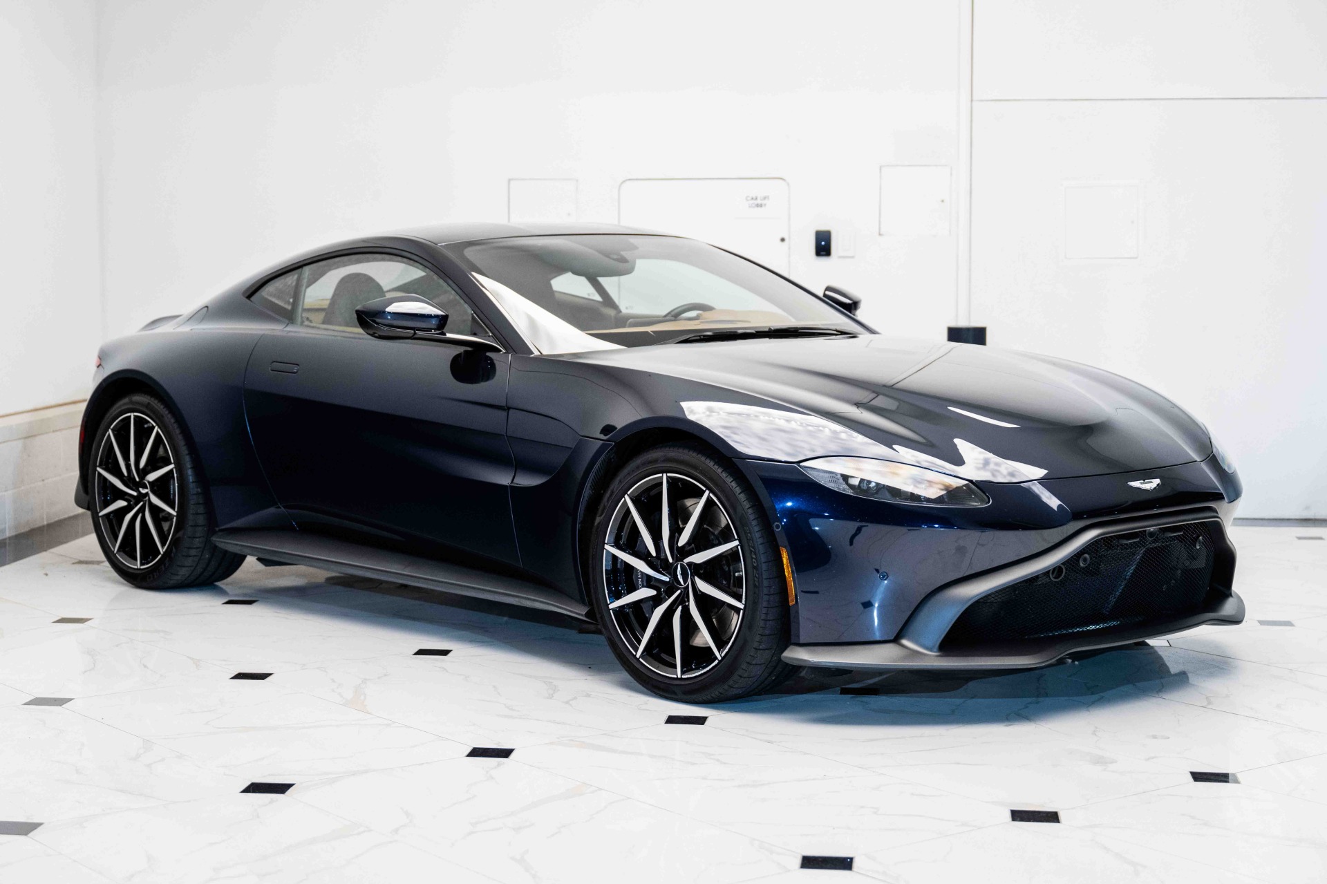 New 2020 Aston Martin Vantage | Vienna, VA