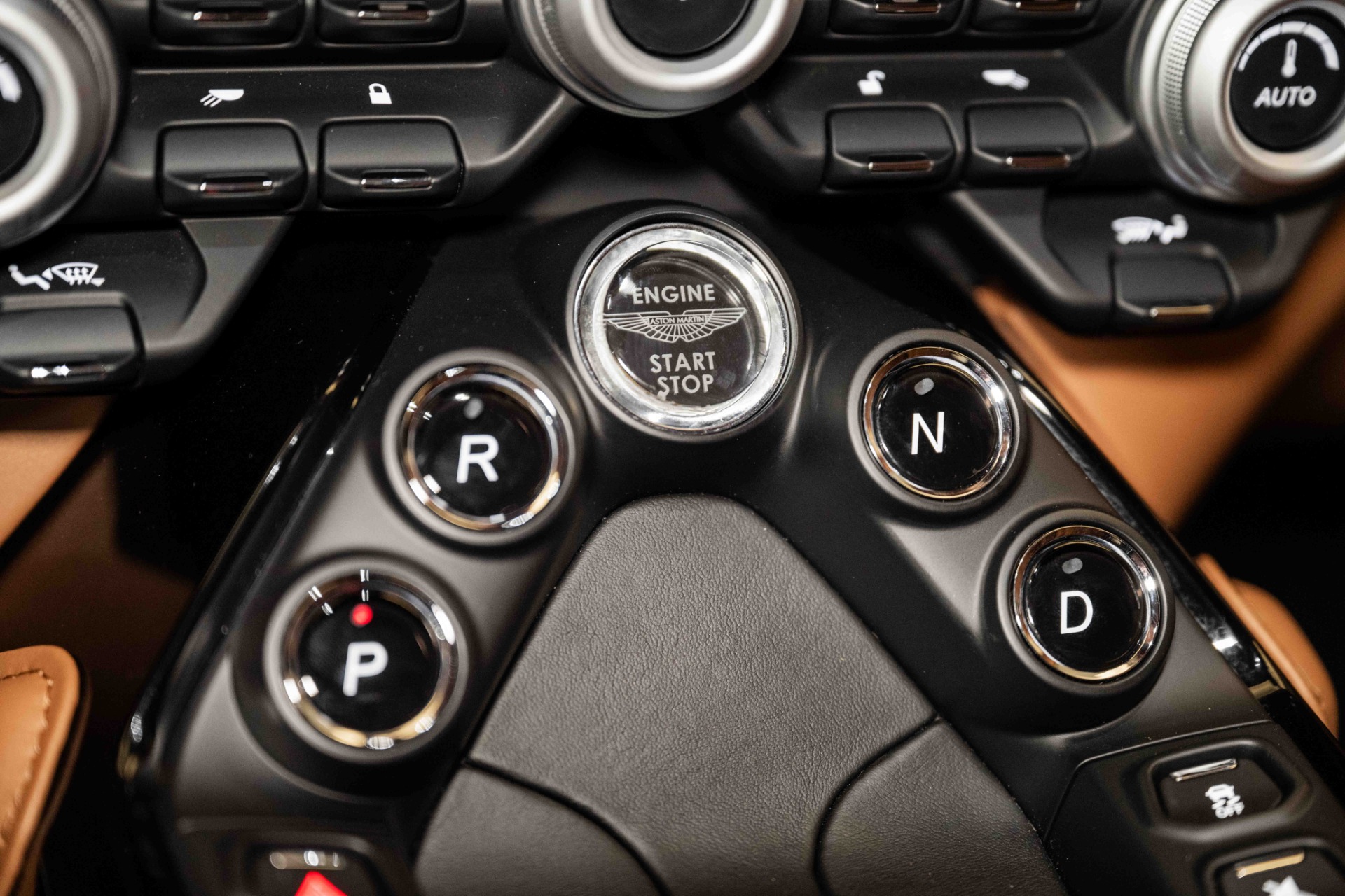 New 2020 Aston Martin Vantage | St. Petersburg, FL