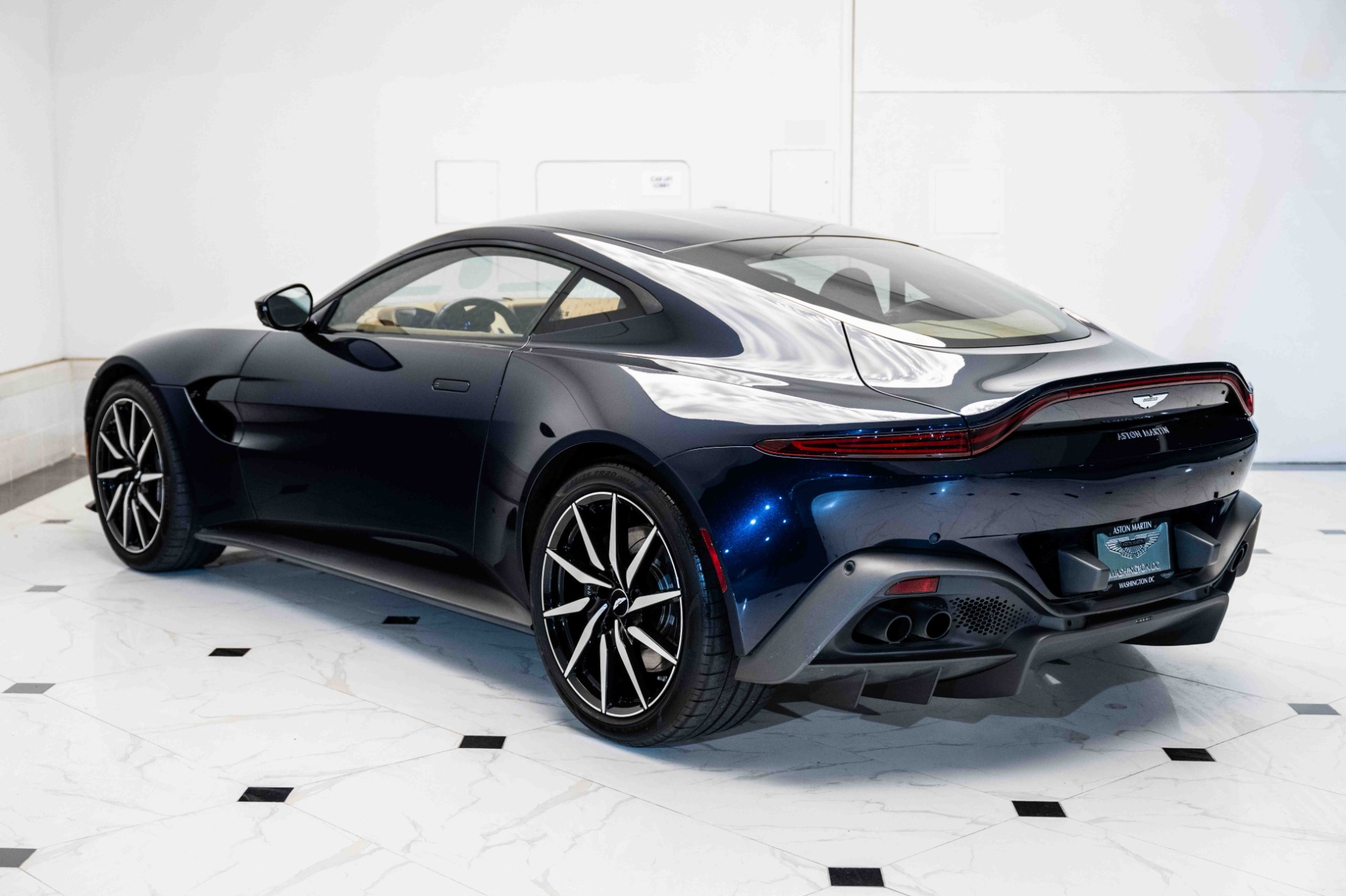 New 2020 Aston Martin Vantage | St. Petersburg, FL