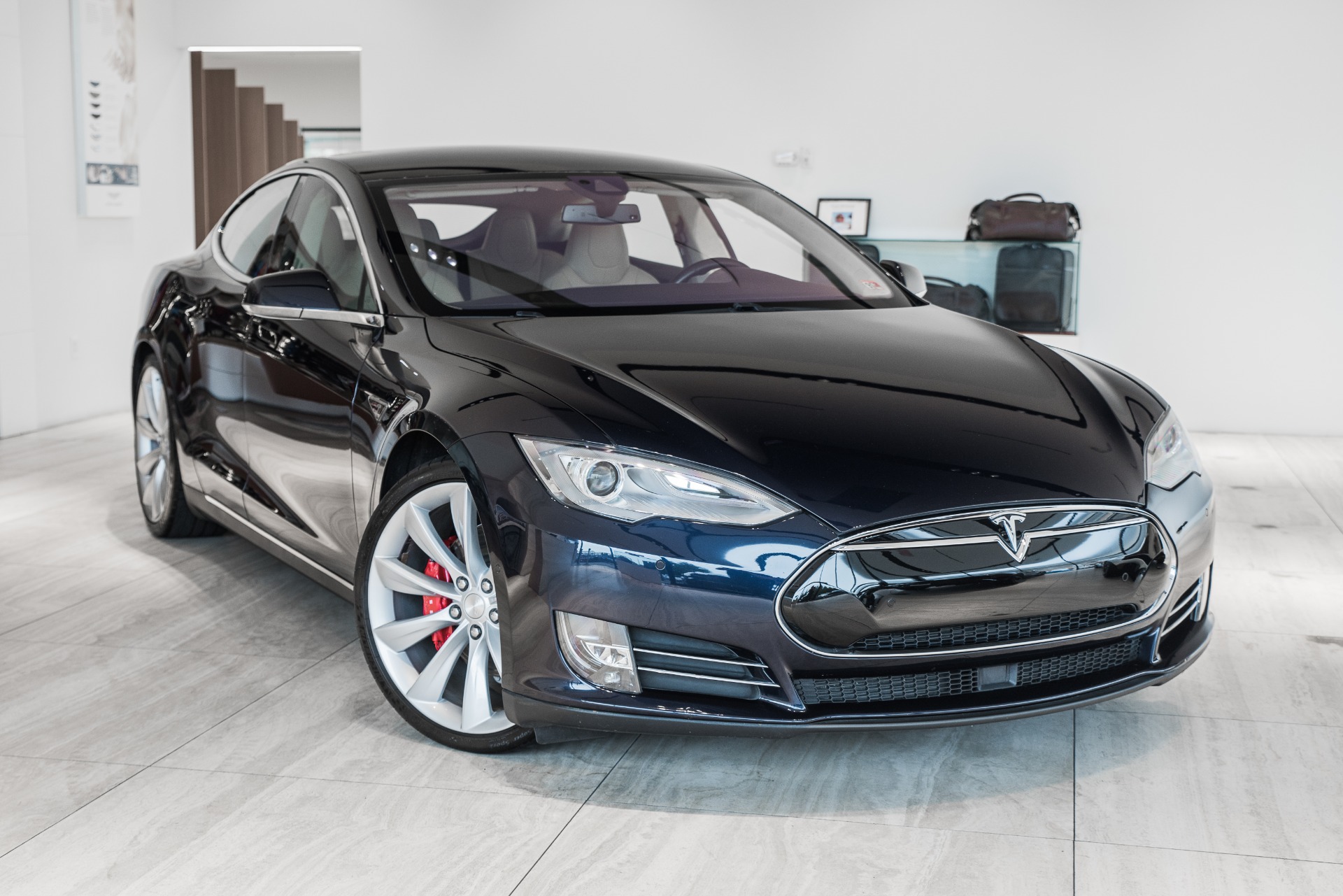 Used 2014 Tesla Model S | St. Petersburg, FL