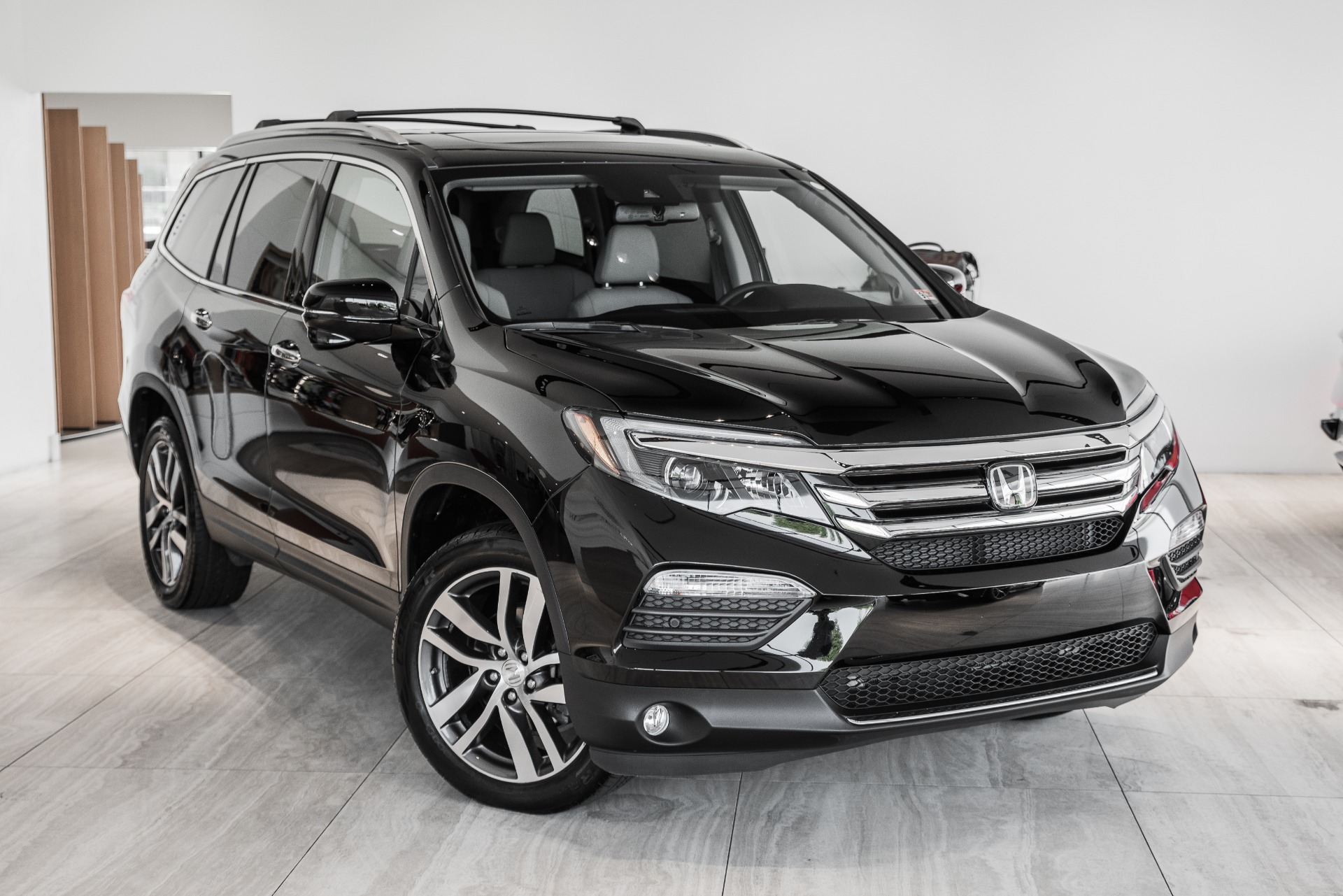 Used 2017 Honda Pilot Touring | Vienna, VA