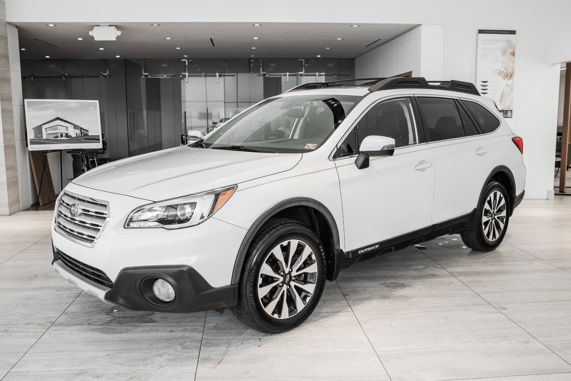 Used 2017 Subaru Outback 2.5i Limited | St. Petersburg, FL