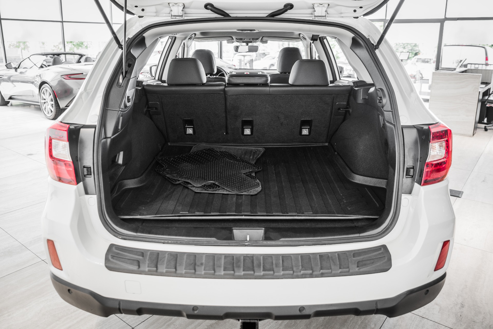 Used 2017 Subaru Outback 2.5i Limited | St. Petersburg, FL