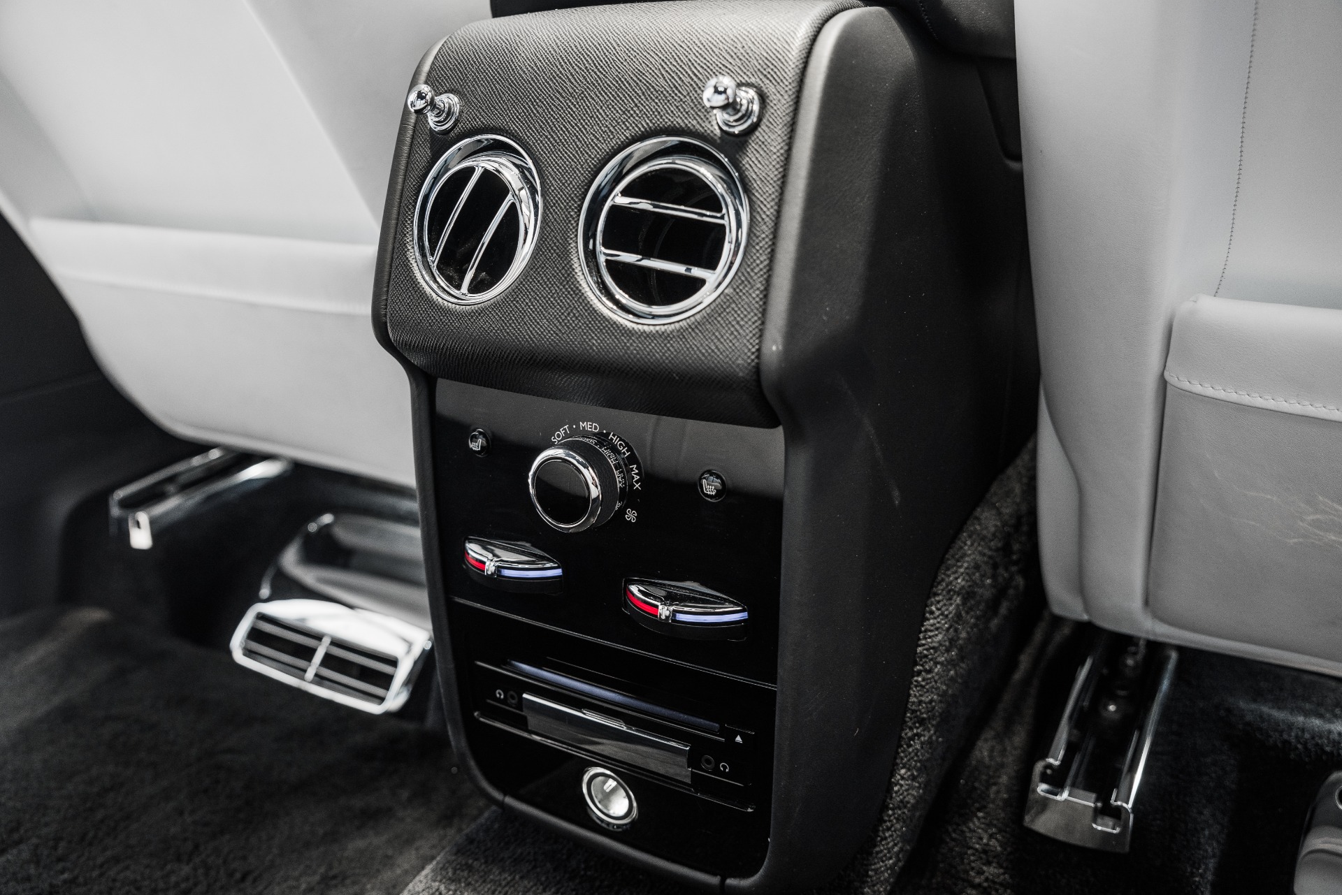 Used 2019 Rolls-Royce Cullinan | St. Petersburg, FL