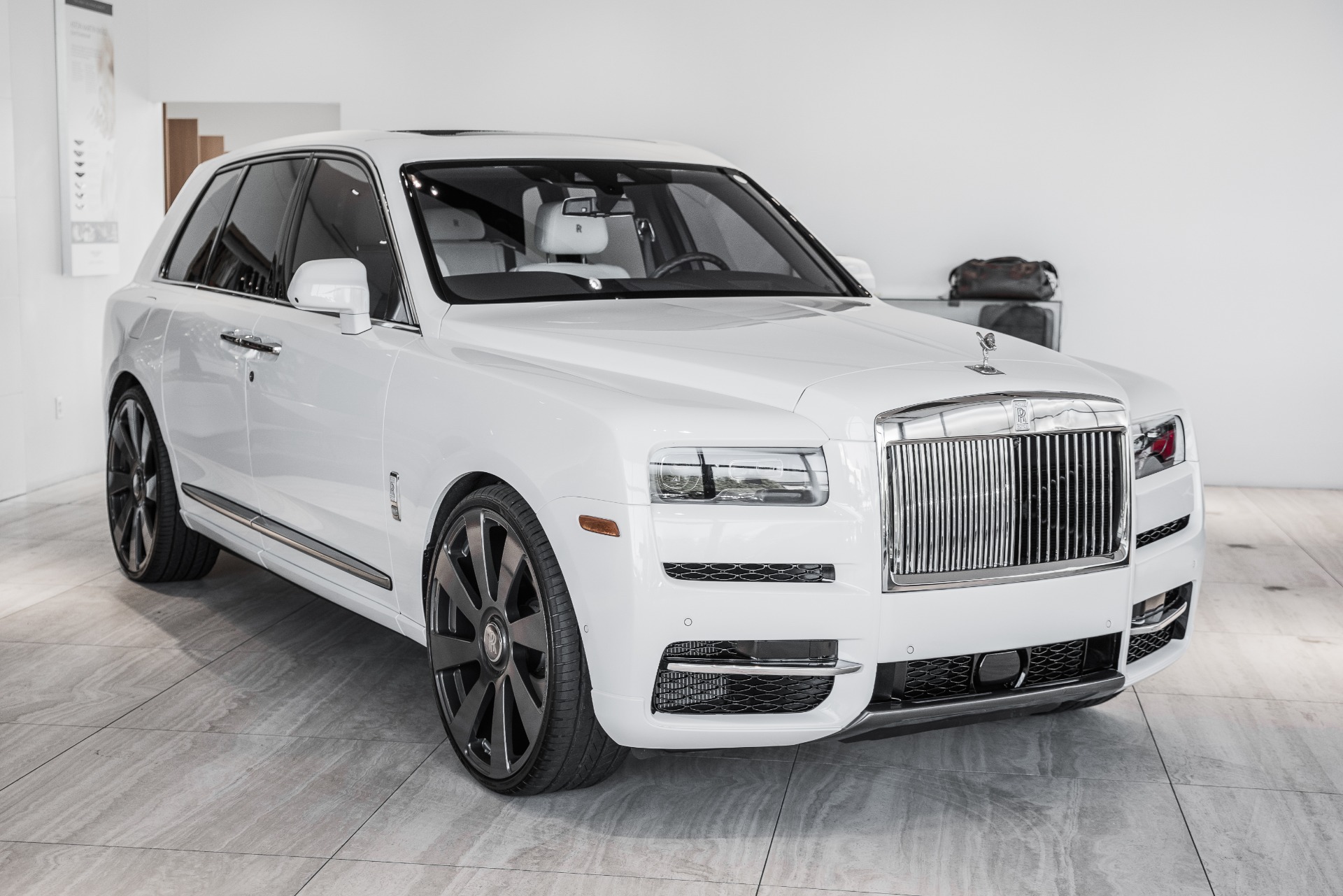 Used 2019 Rolls-Royce Cullinan | St. Petersburg, FL