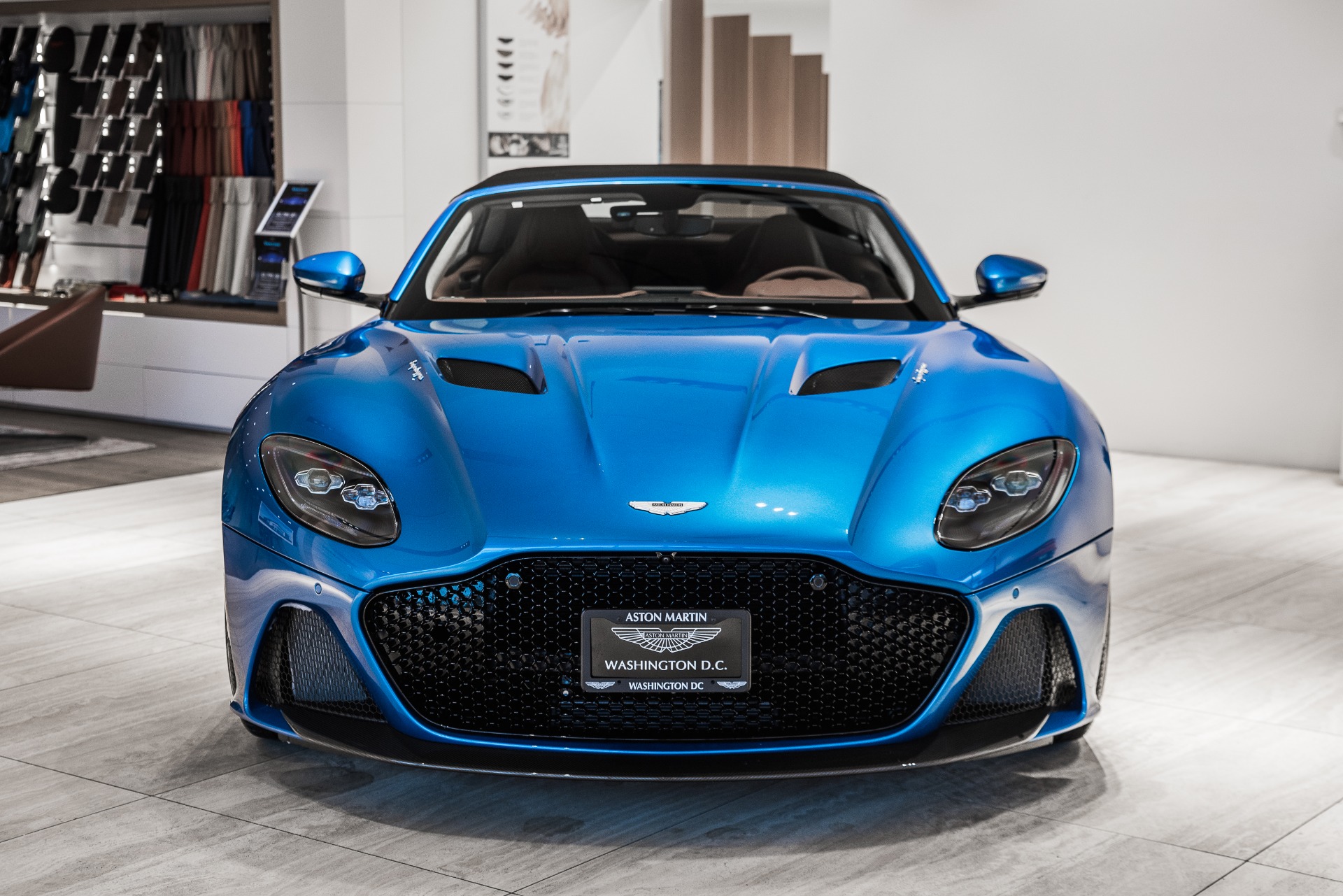 New 2020 Aston Martin DBS Superleggera | St. Petersburg, FL