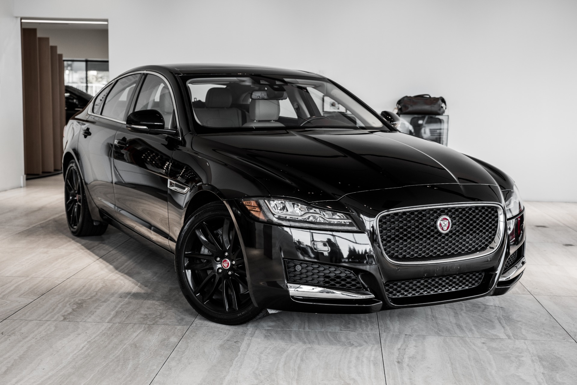 difference between jaguar xf and 2017 xf difference between jaguar xf and 2017 xf