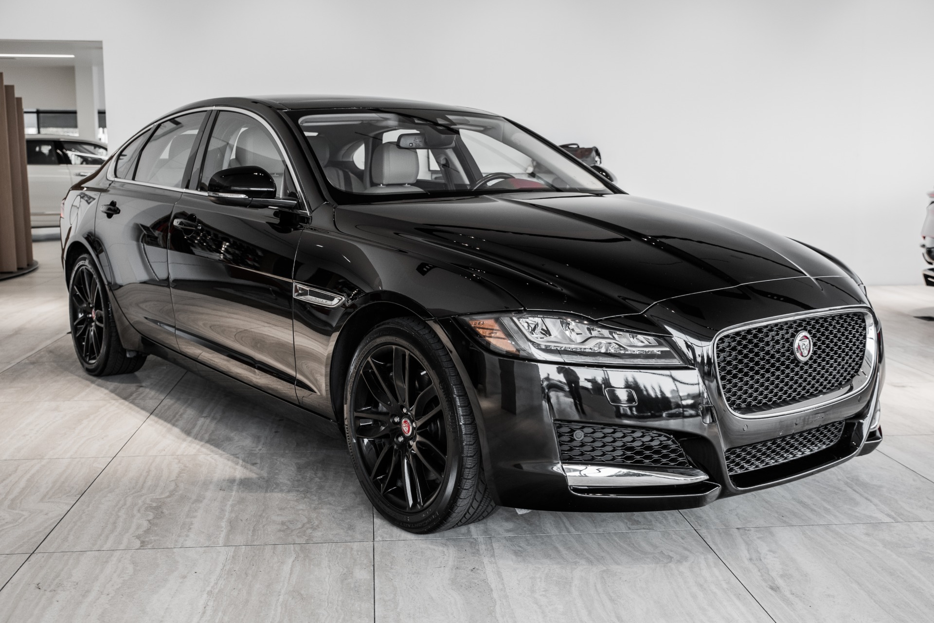 Used 2017 Jaguar XF 35t Prestige | St. Petersburg, FL