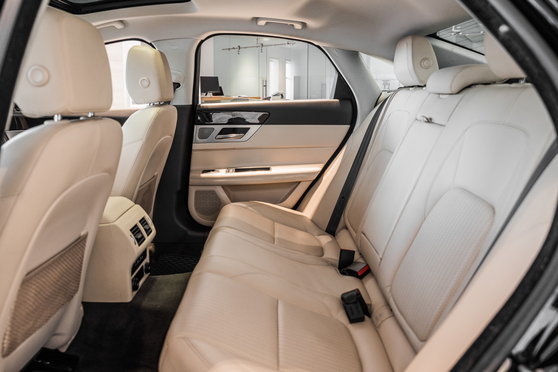 Used 2017 Jaguar XF 35t Prestige | St. Petersburg, FL