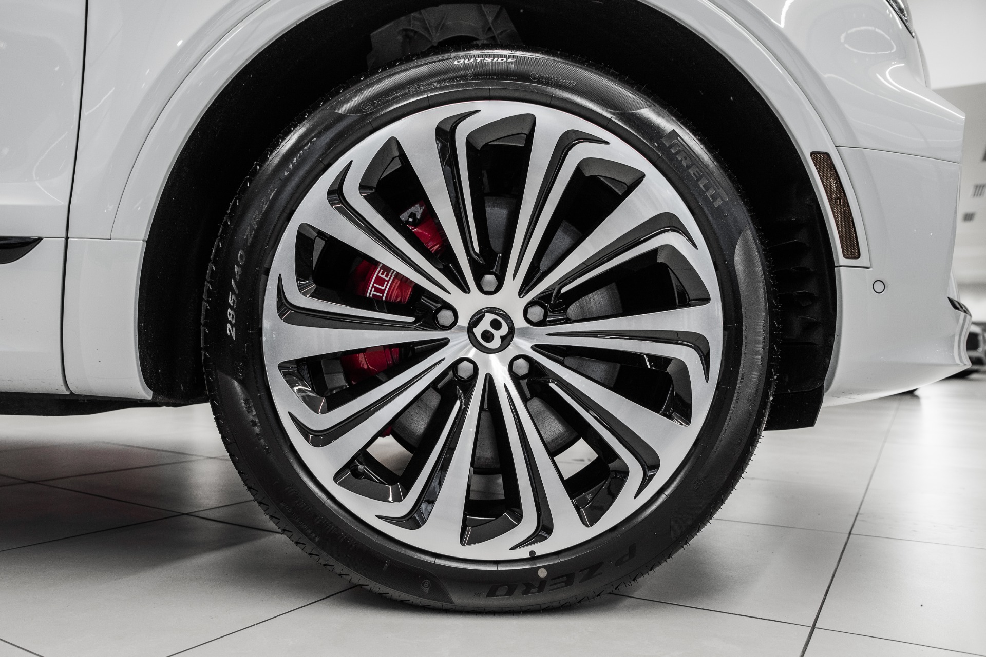 New 2021 Bentley Bentayga V8 | St. Petersburg, FL