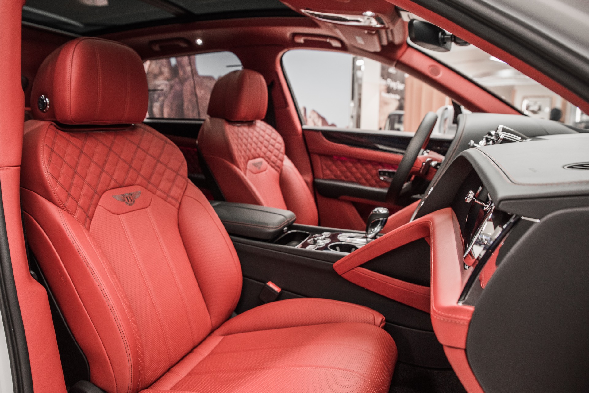 New 2021 Bentley Bentayga V8 | St. Petersburg, FL