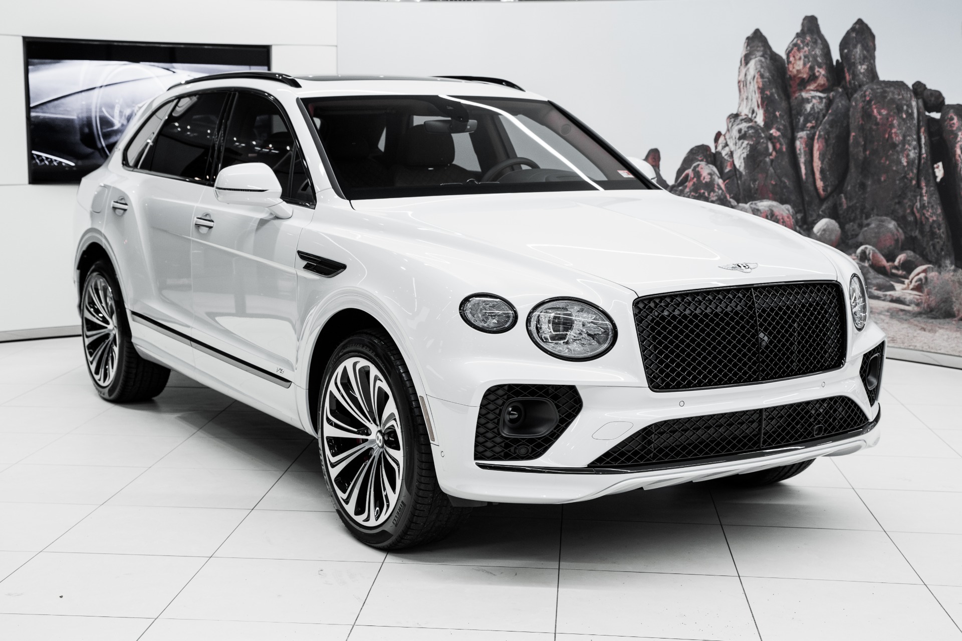 New 2021 Bentley Bentayga V8 | St. Petersburg, FL