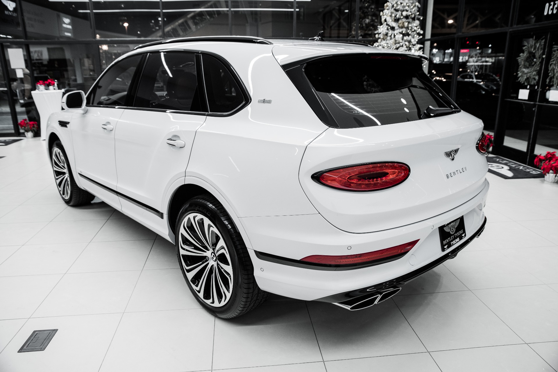 New 2021 Bentley Bentayga V8 | St. Petersburg, FL