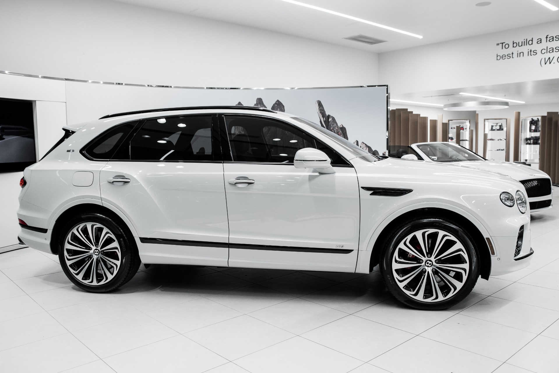 New 2021 Bentley Bentayga V8 | St. Petersburg, FL