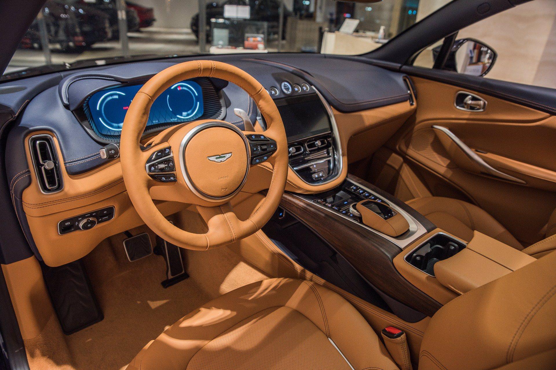 New 2021 Aston Martin DBX | St. Petersburg, FL