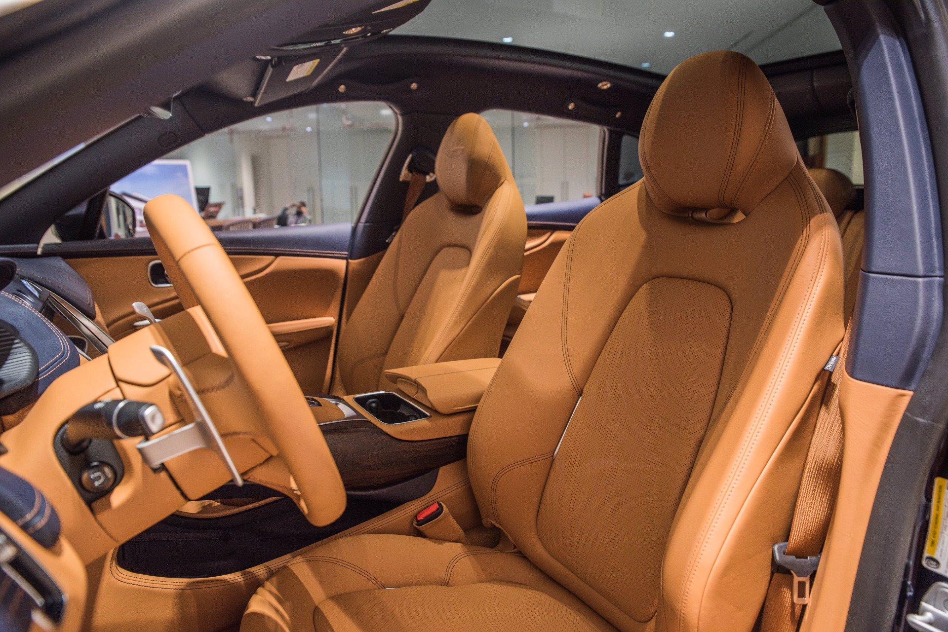 New 2021 Aston Martin DBX | St. Petersburg, FL