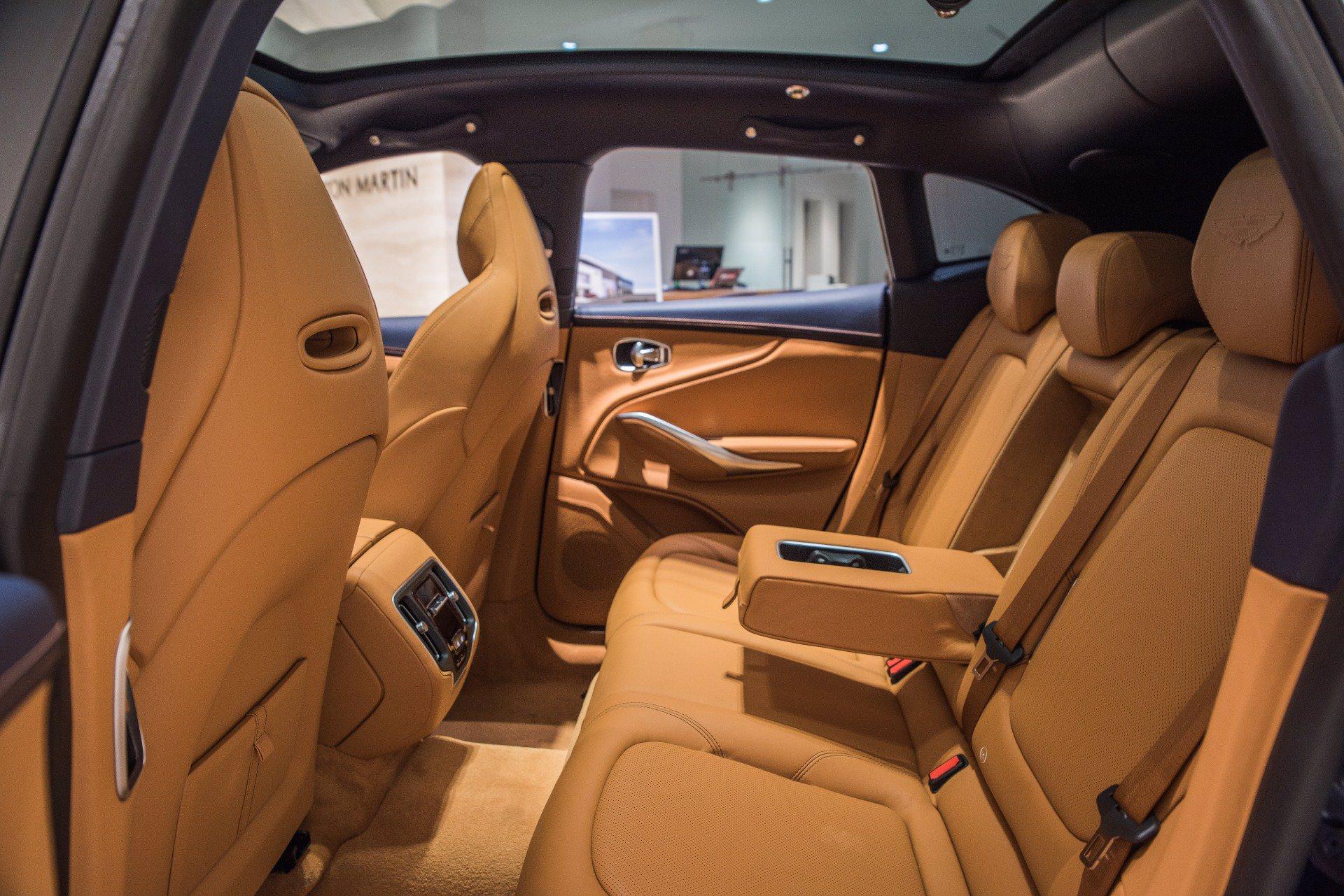 New 2021 Aston Martin DBX | St. Petersburg, FL