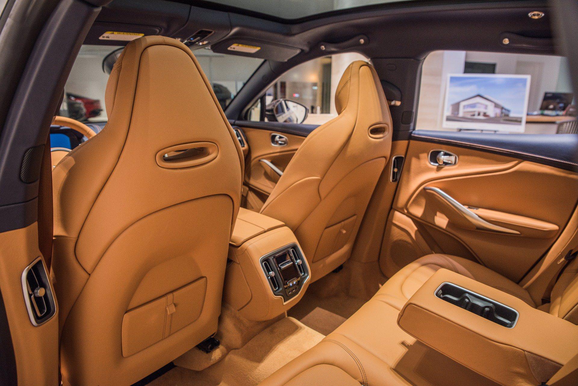 New 2021 Aston Martin DBX | St. Petersburg, FL