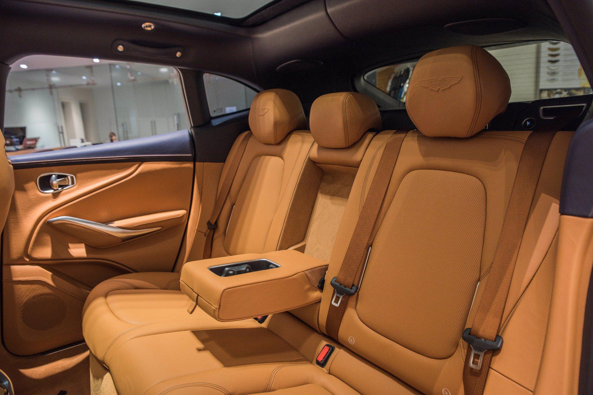 New 2021 Aston Martin DBX | St. Petersburg, FL