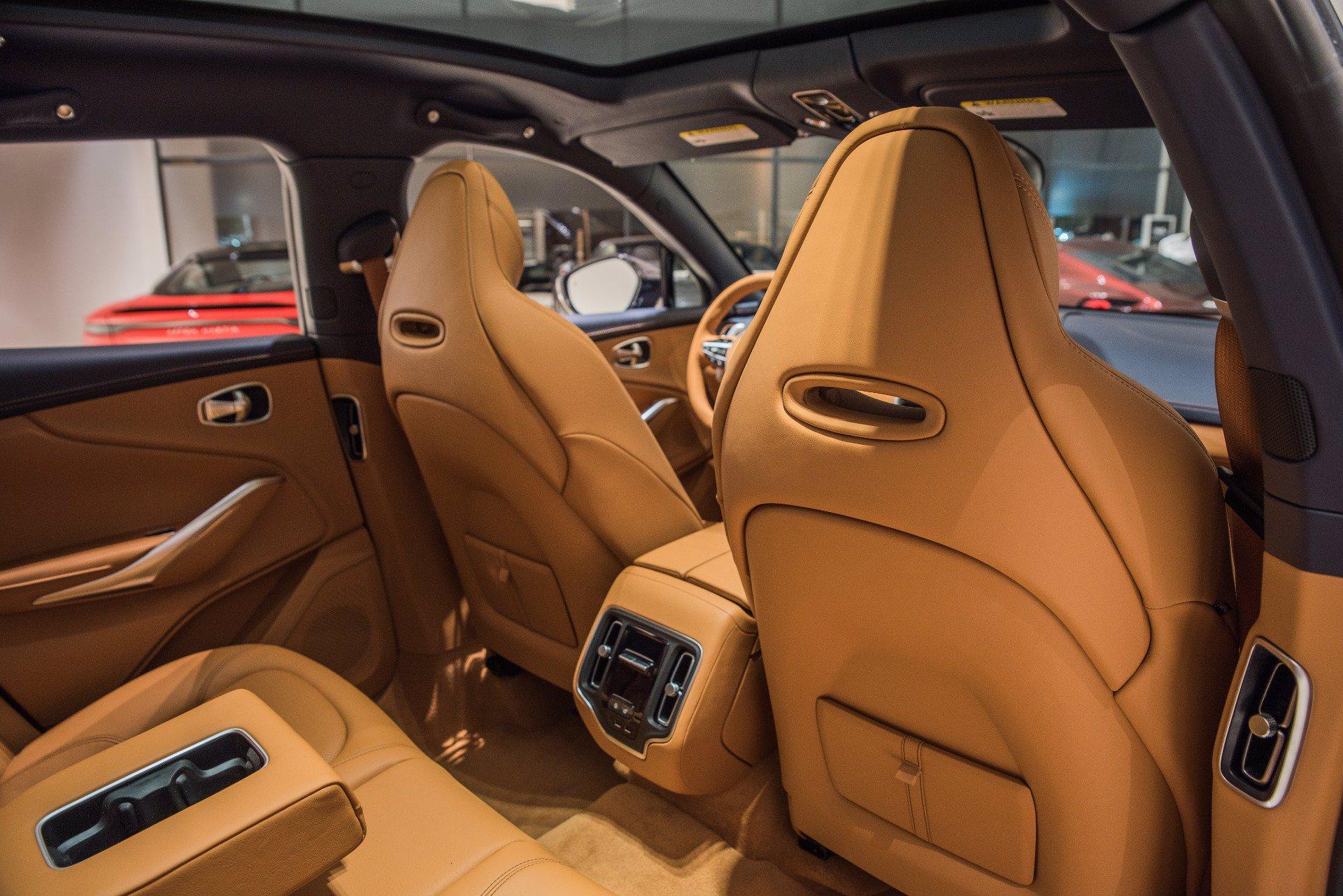 New 2021 Aston Martin DBX | St. Petersburg, FL