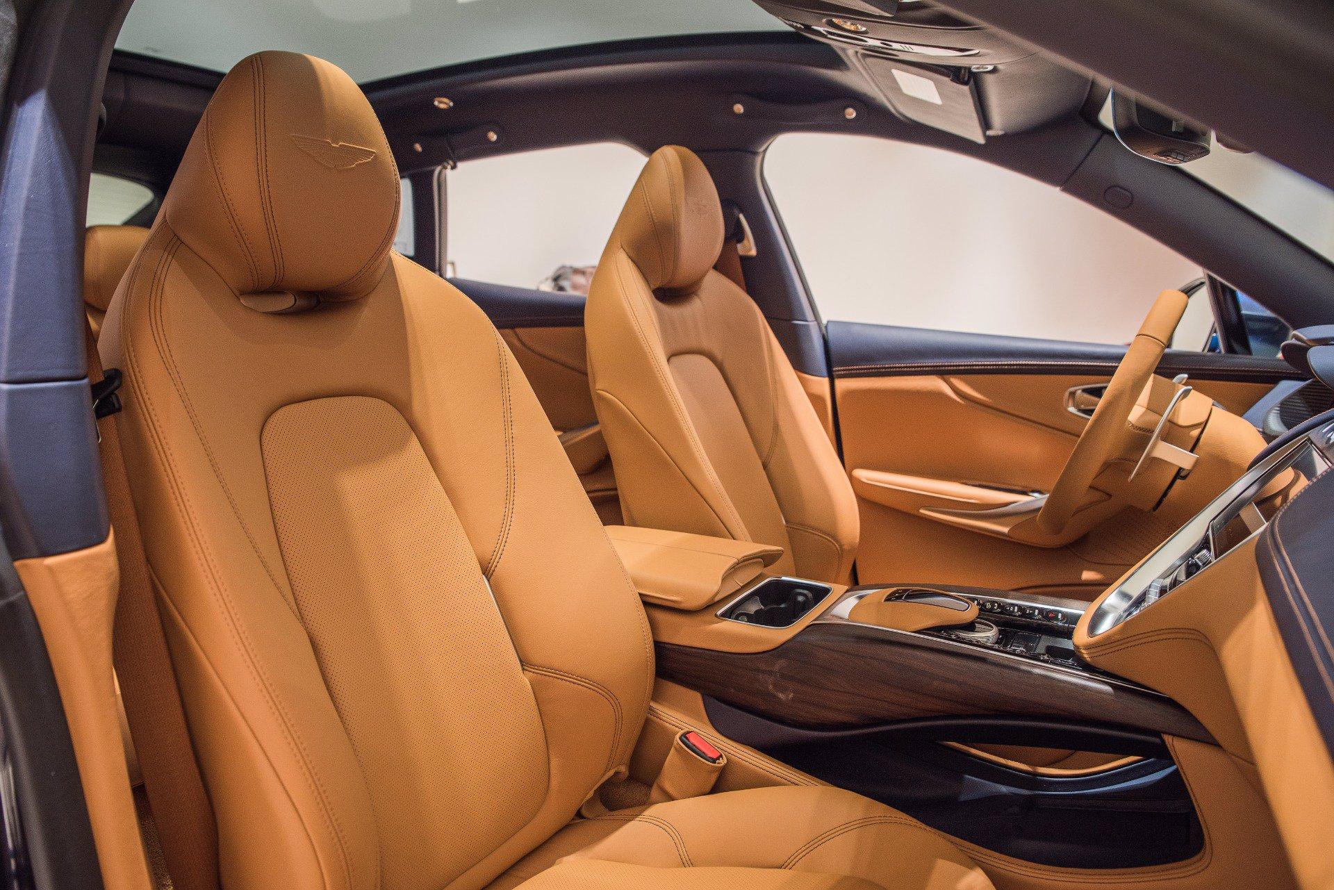 New 2021 Aston Martin DBX | St. Petersburg, FL