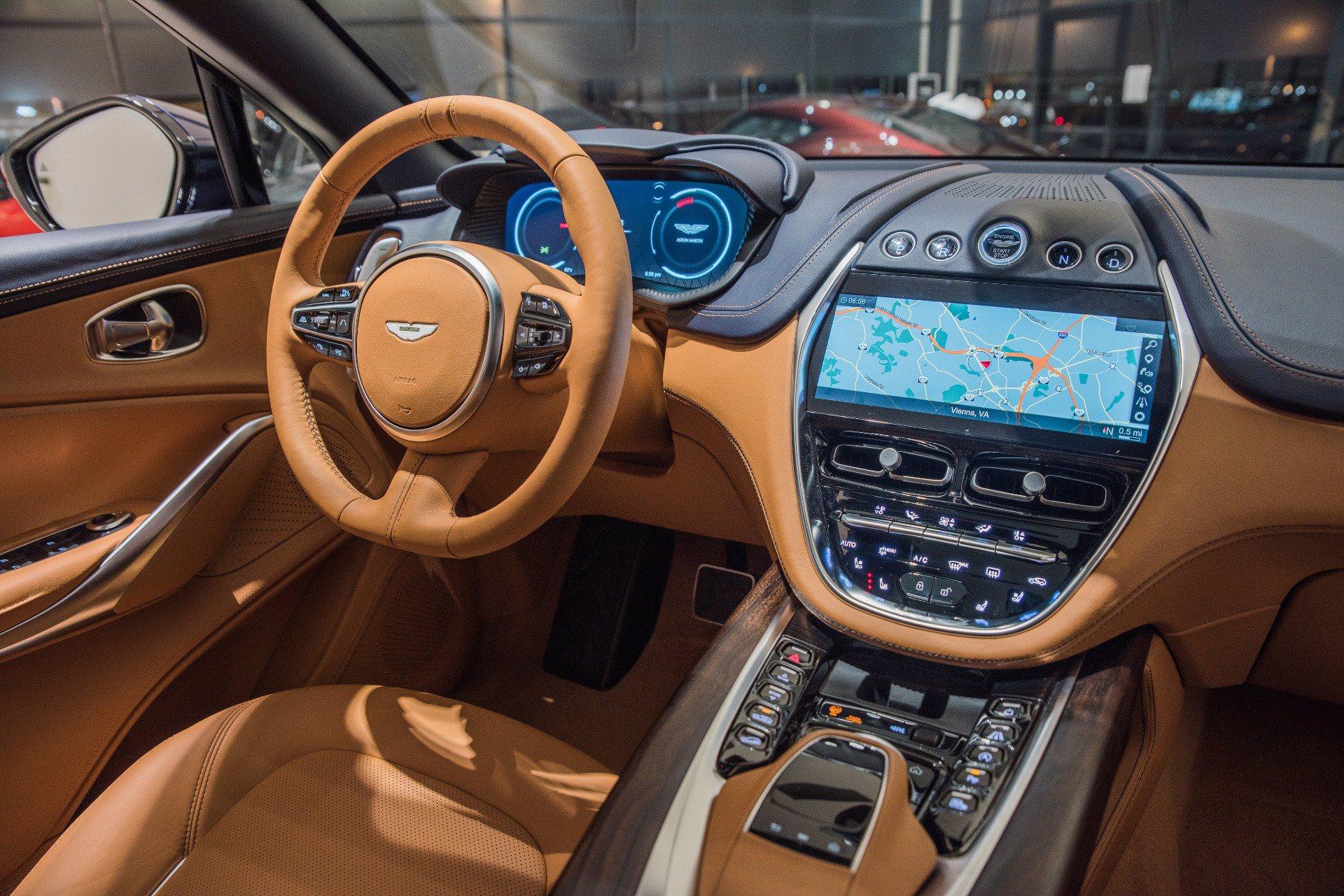 New 2021 Aston Martin DBX | St. Petersburg, FL