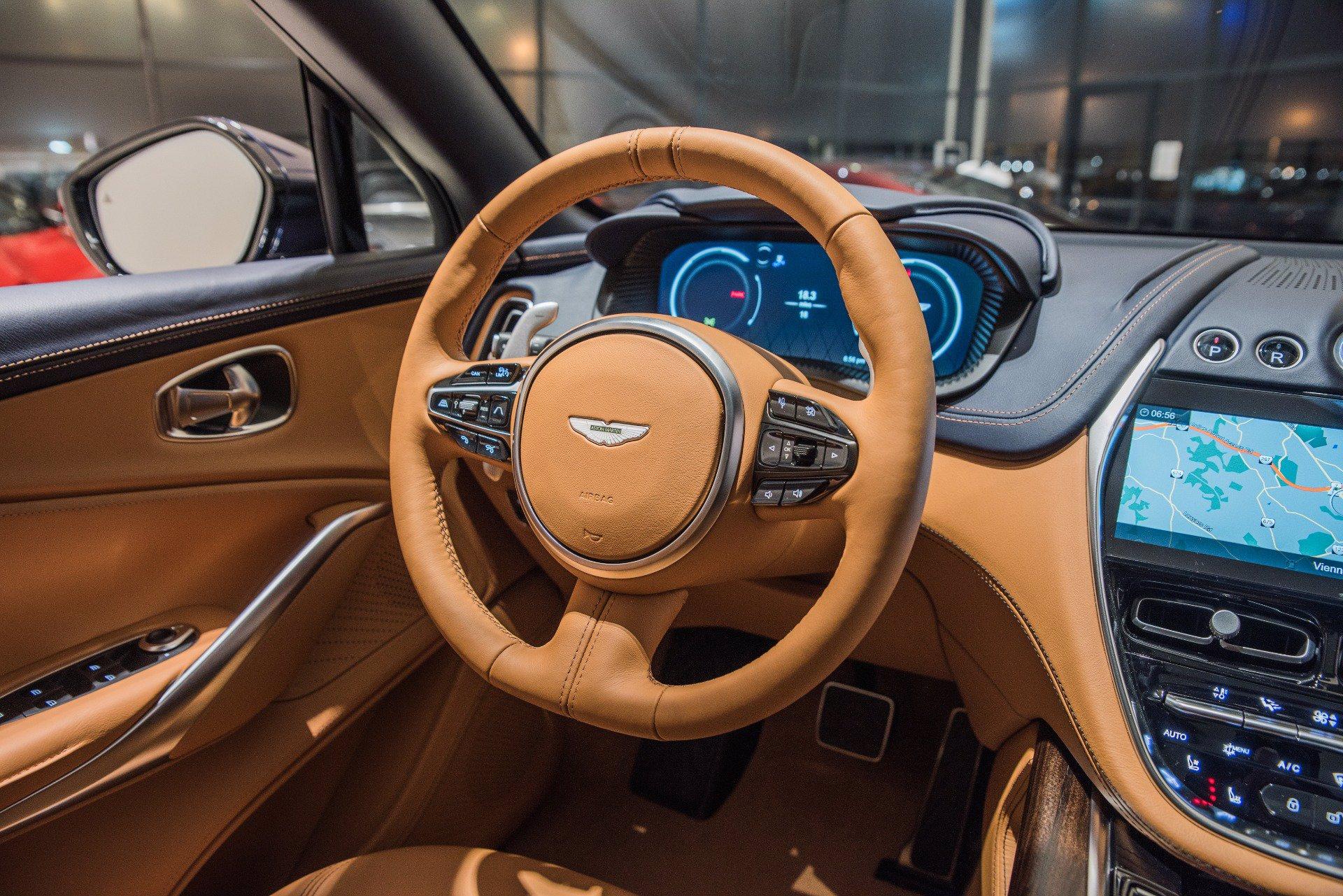 New 2021 Aston Martin DBX | St. Petersburg, FL