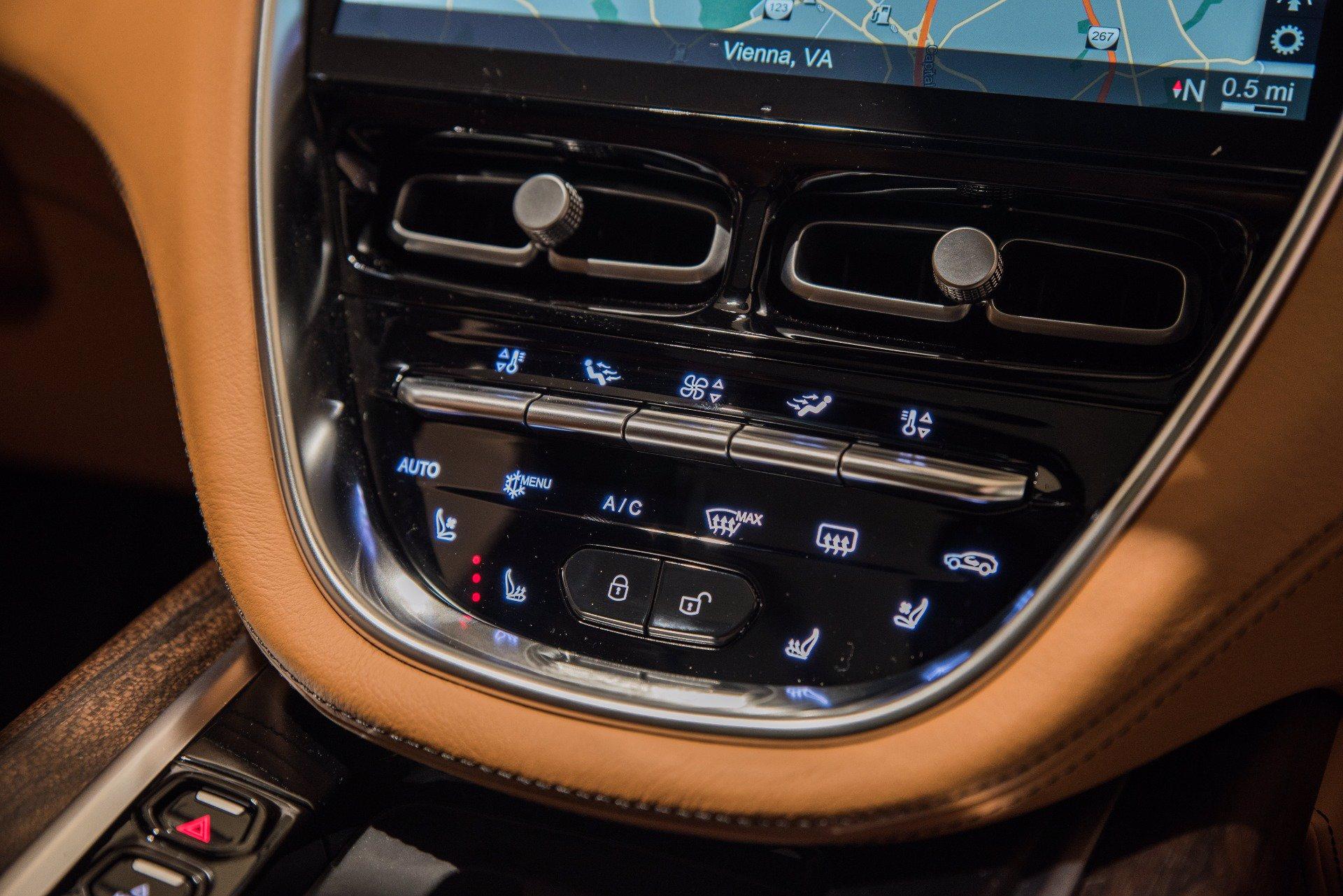 New 2021 Aston Martin DBX | St. Petersburg, FL