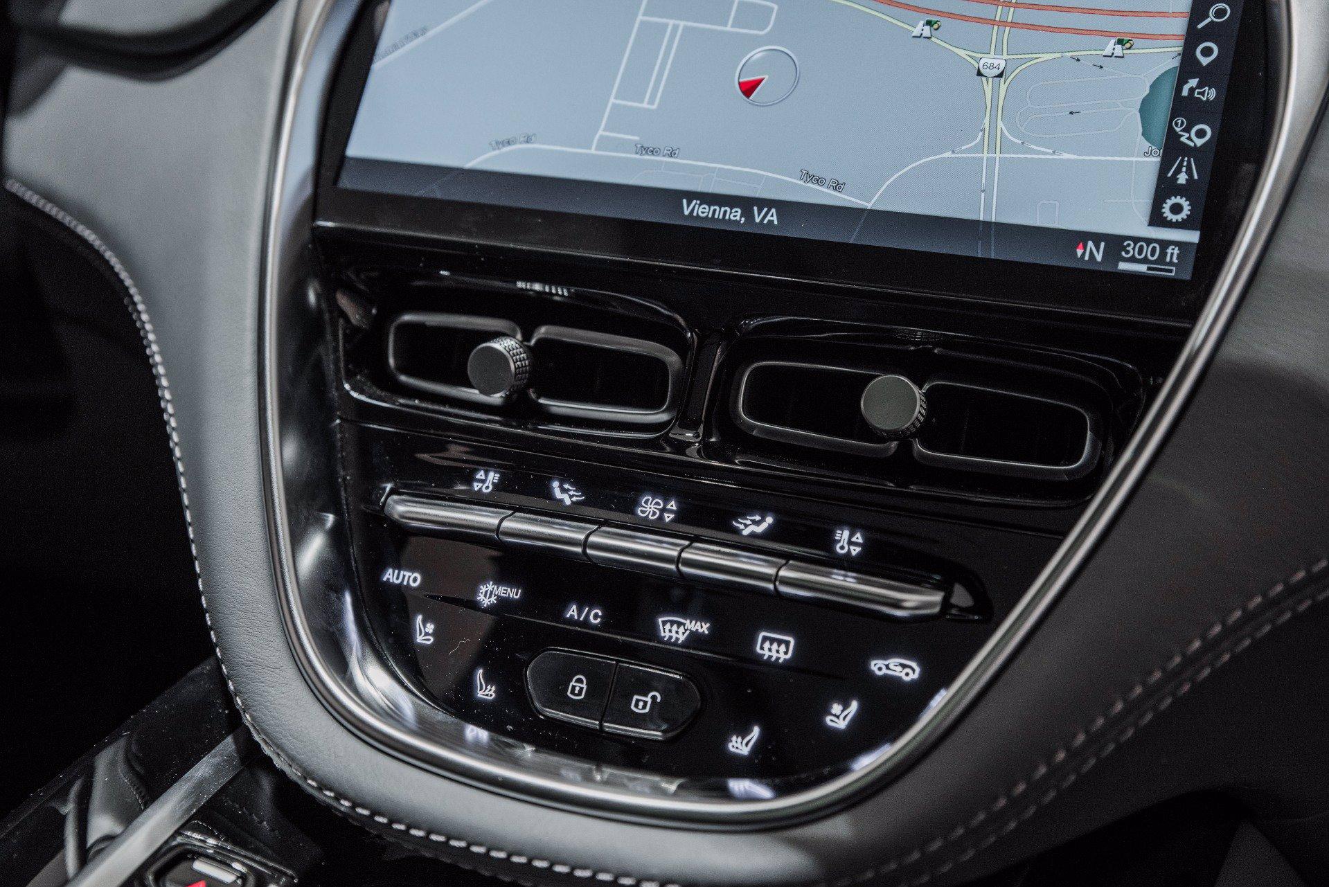 New 2021 Aston Martin DBX | St. Petersburg, FL