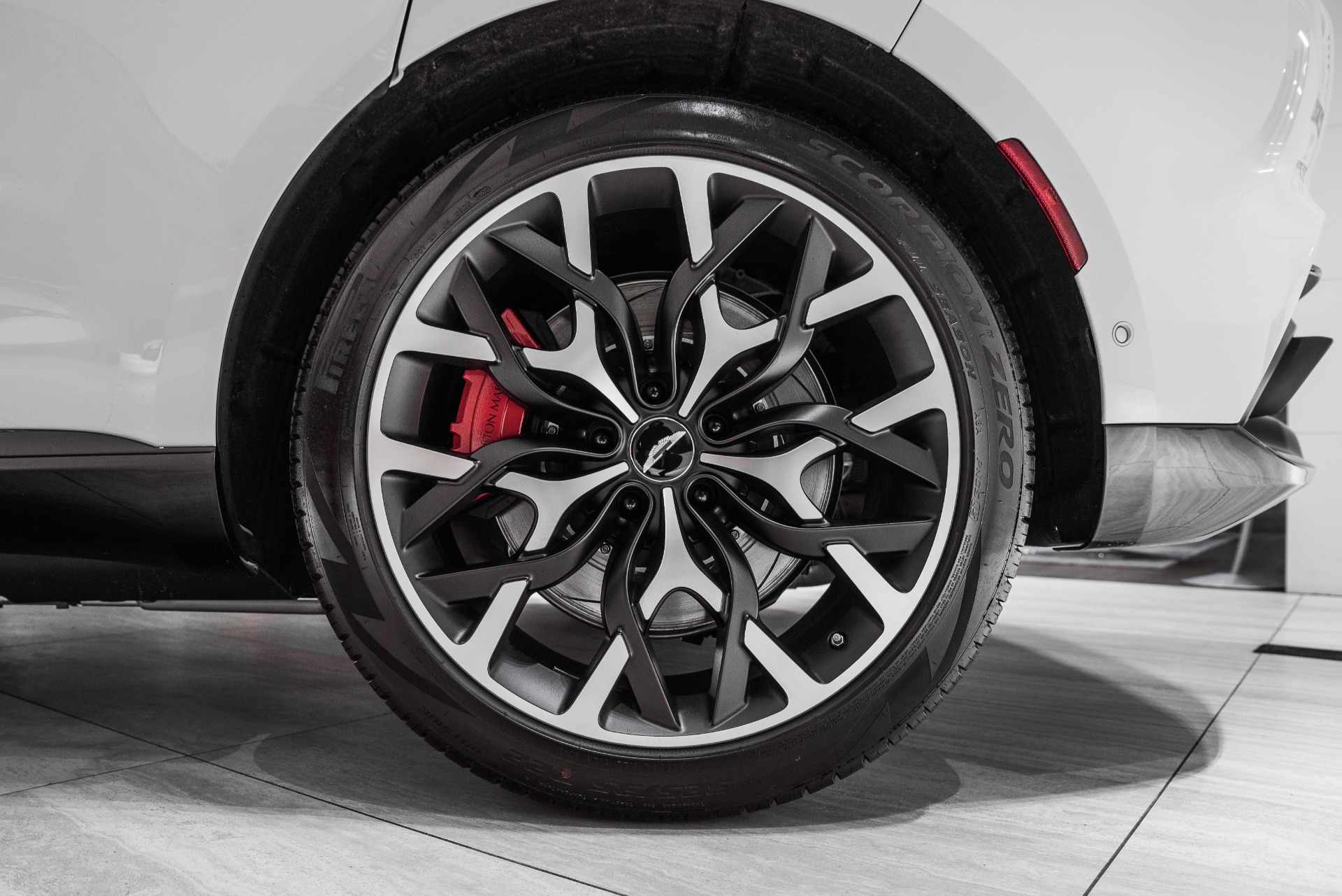 New 2021 Aston Martin DBX | St. Petersburg, FL