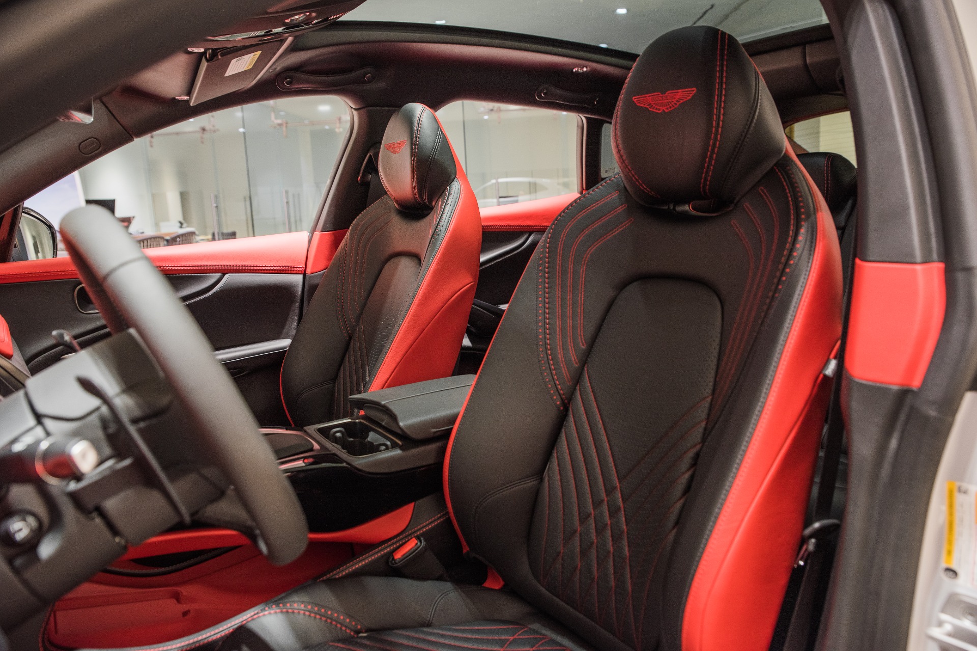 New 2021 Aston Martin DBX | St. Petersburg, FL