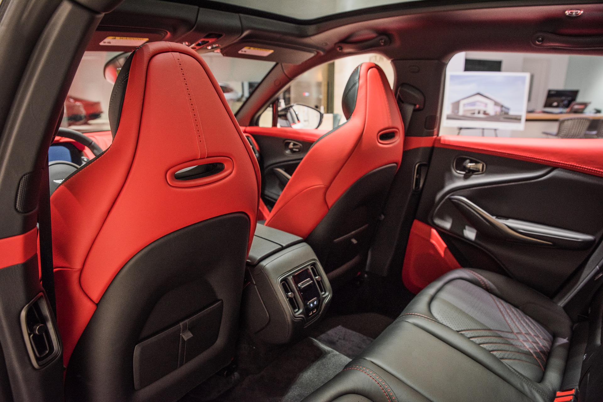 New 2021 Aston Martin DBX | St. Petersburg, FL