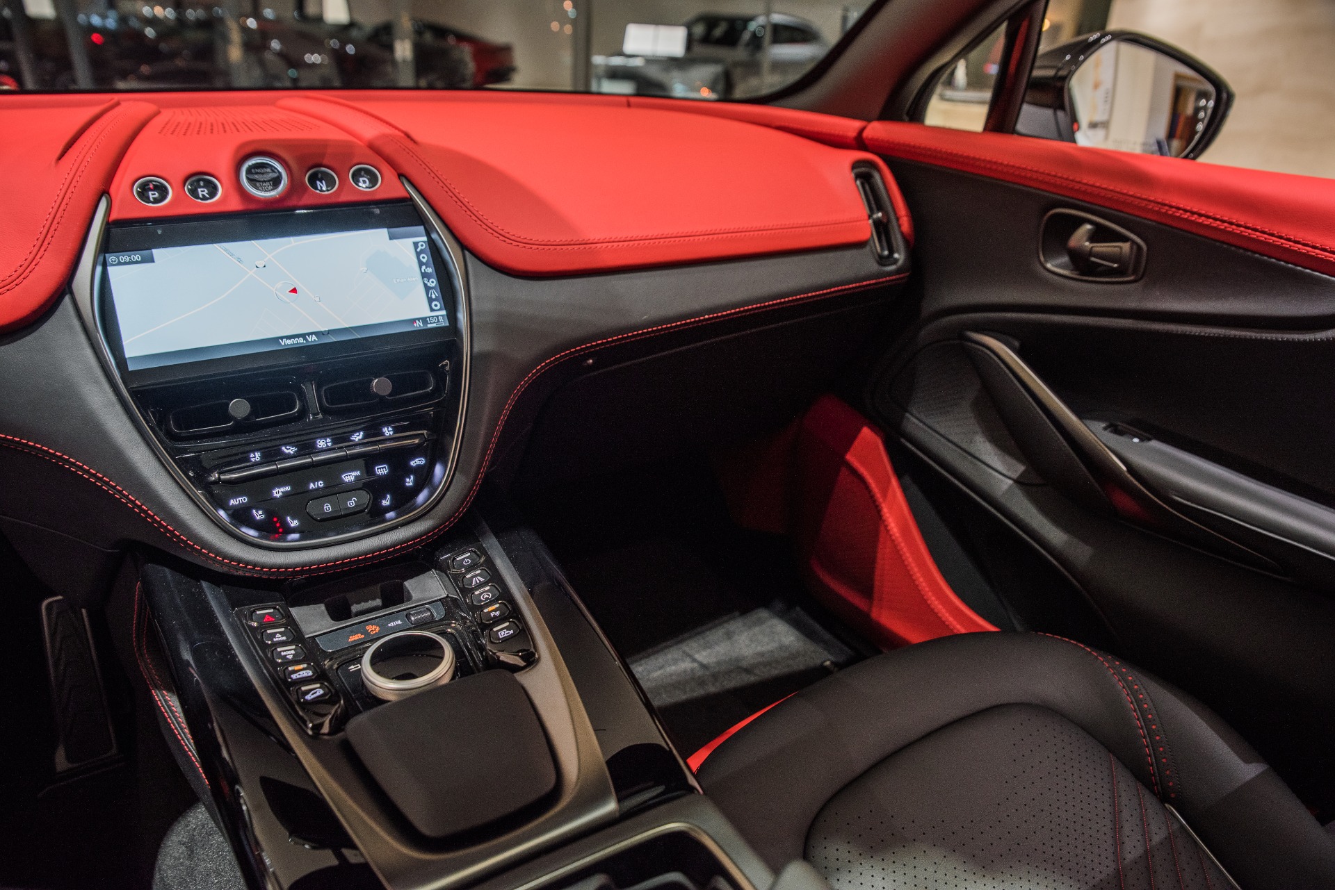 New 2021 Aston Martin DBX | St. Petersburg, FL