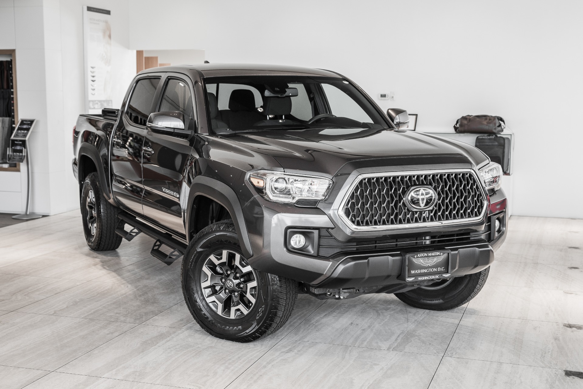 Used 2018 Toyota Tacoma | Vienna, VA