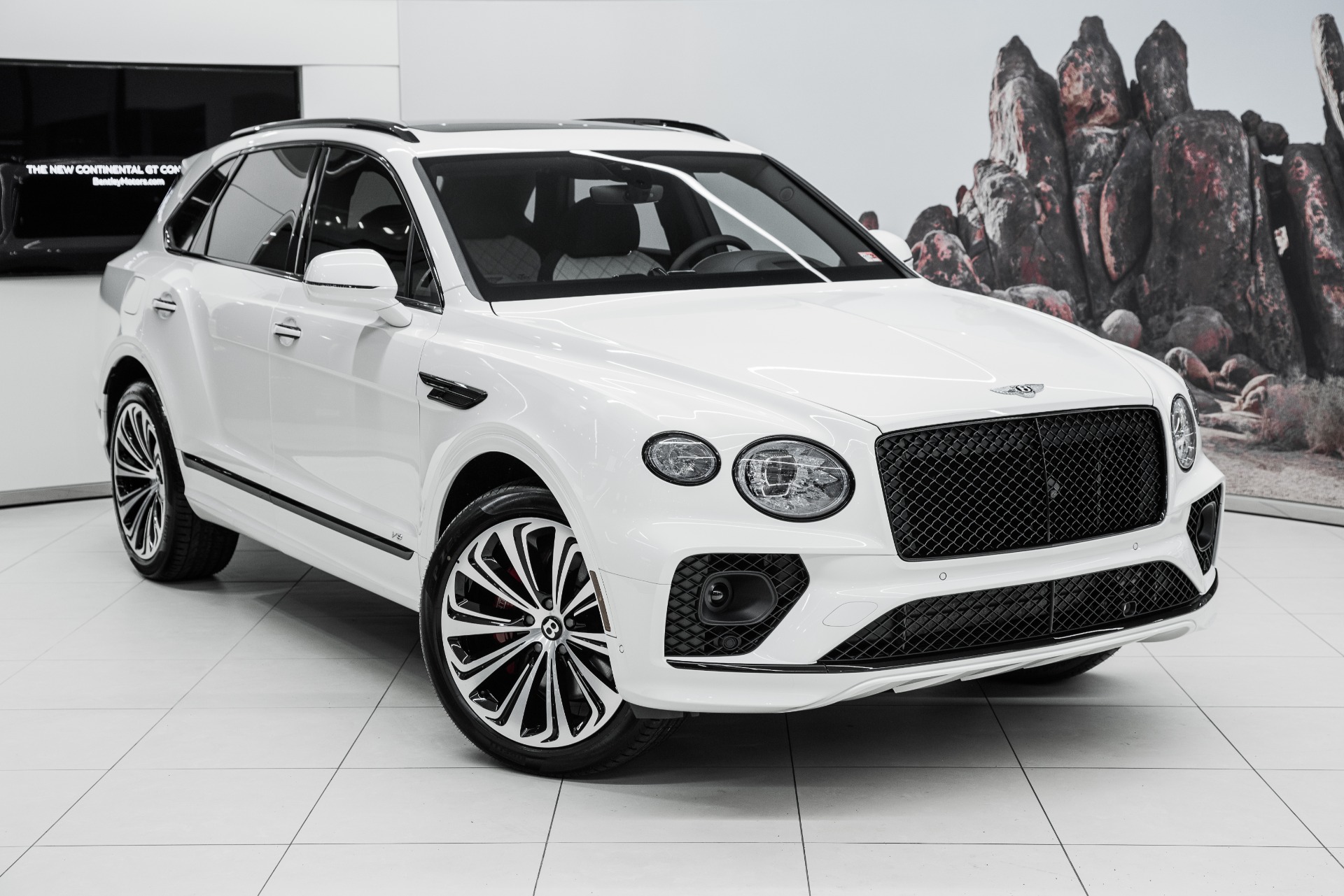 New 2021 Bentley Bentayga V8 | St. Petersburg, FL