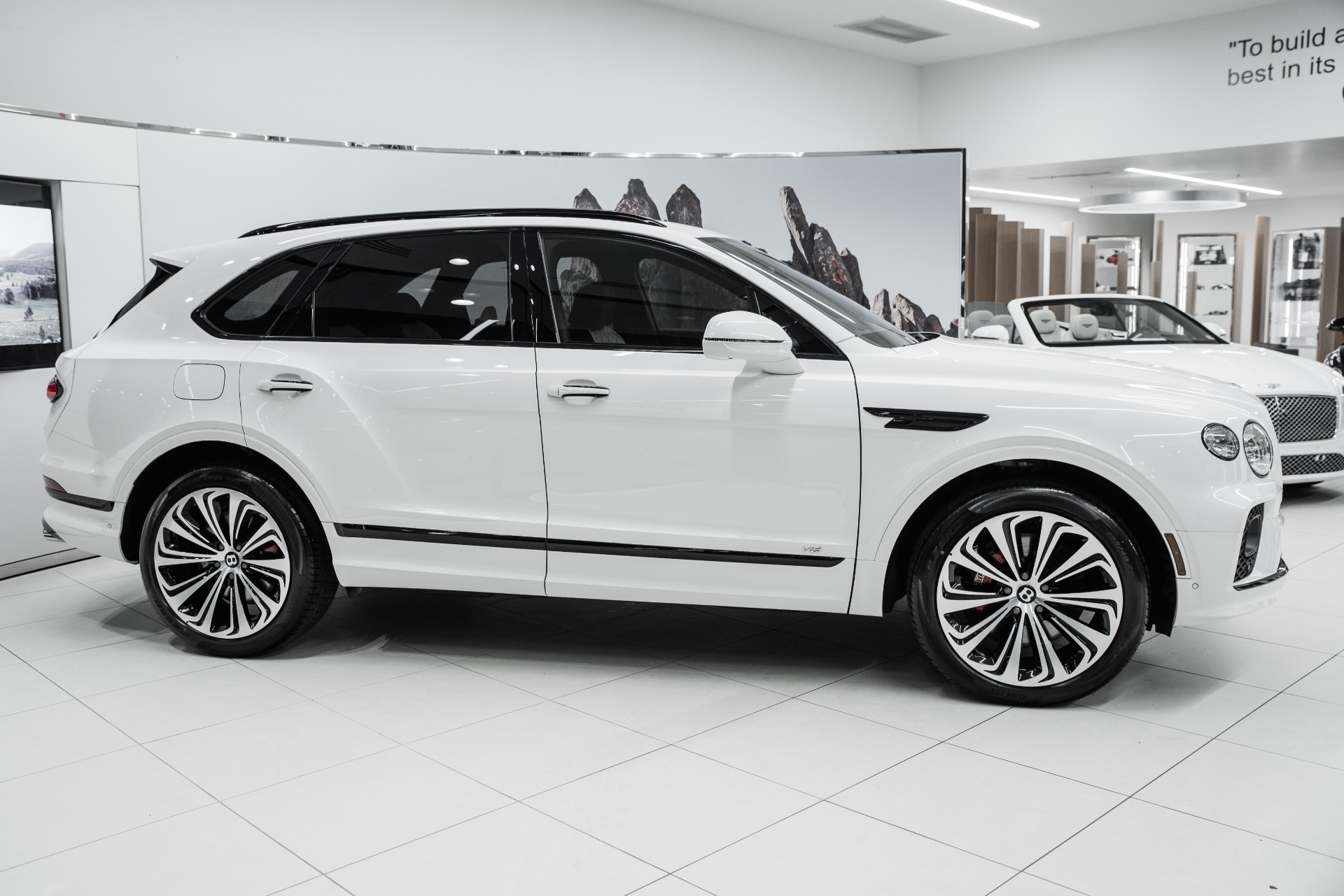 New 2021 Bentley Bentayga V8 | St. Petersburg, FL
