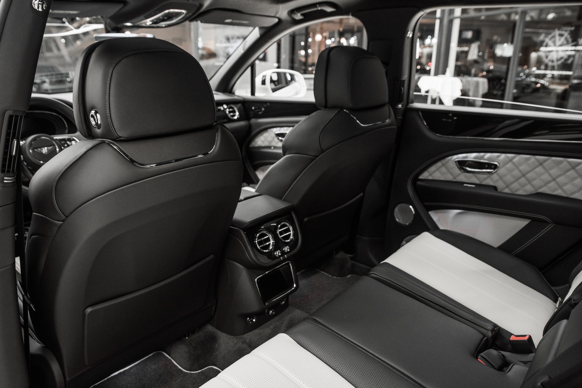 New 2021 Bentley Bentayga V8 | St. Petersburg, FL