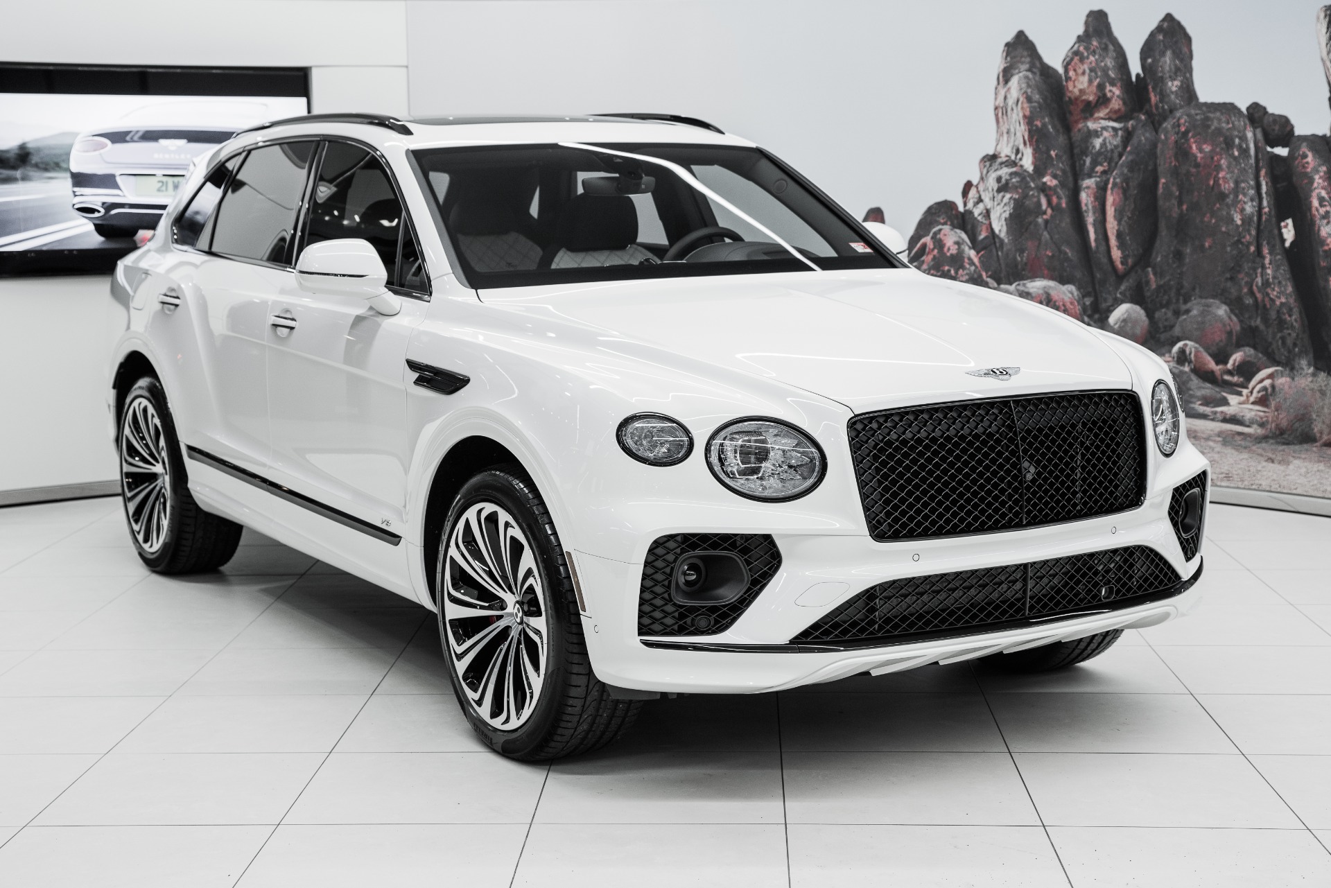 New 2021 Bentley Bentayga V8 | St. Petersburg, FL