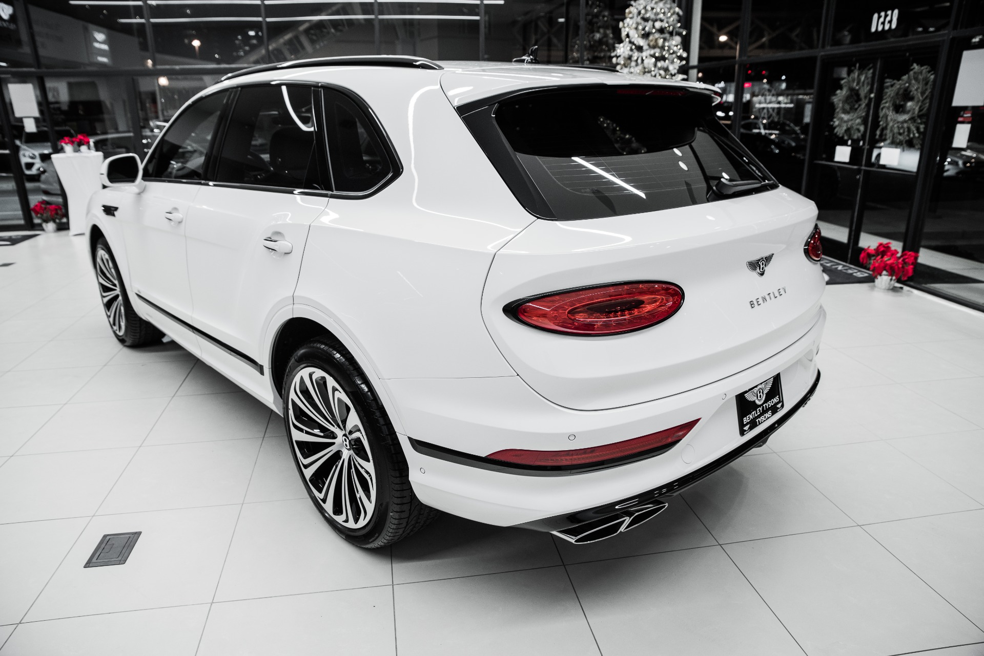New 2021 Bentley Bentayga V8 | St. Petersburg, FL