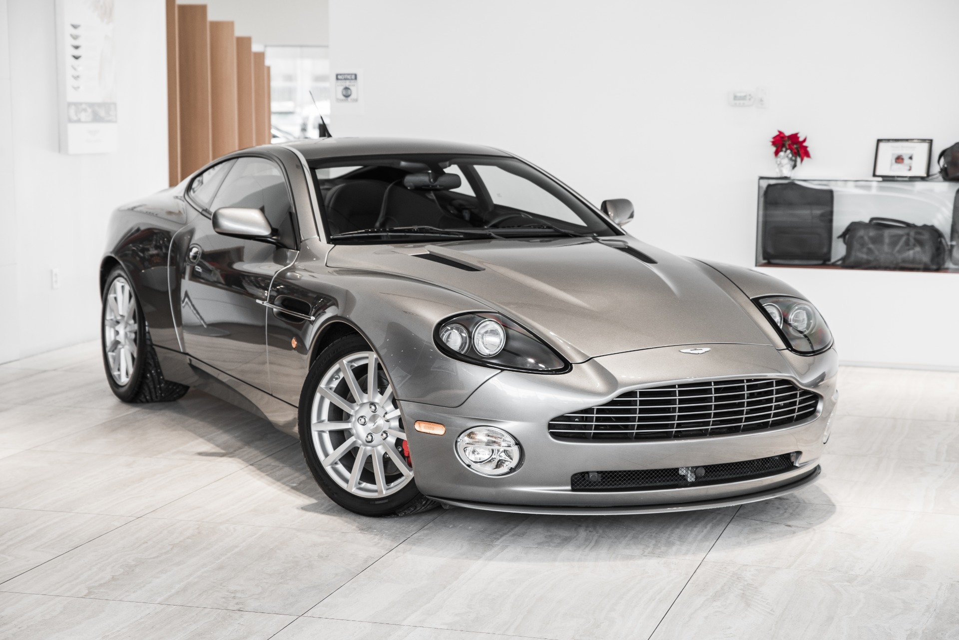 Used 2006 Aston Martin Vanquish S S | Vienna, VA