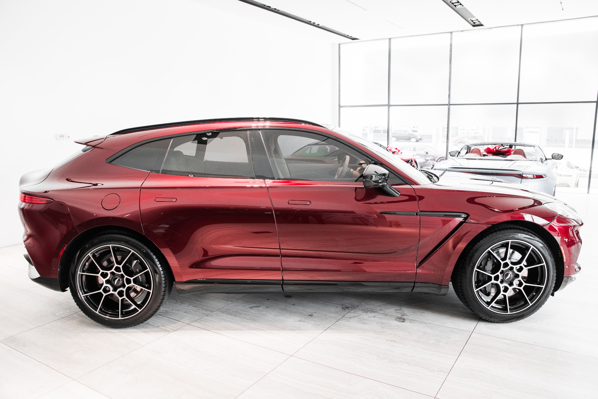New 2021 Aston Martin DBX | St. Petersburg, FL