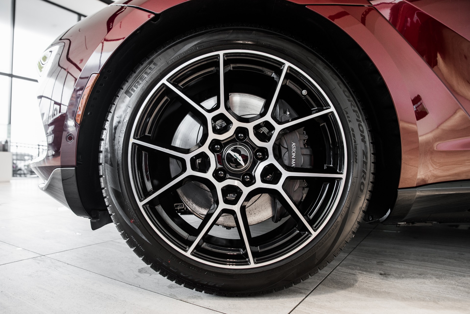 New 2021 Aston Martin DBX | St. Petersburg, FL