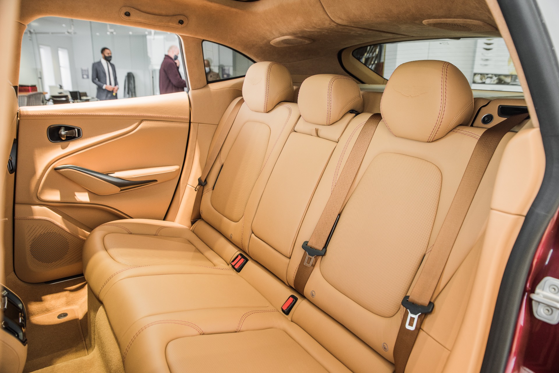 New 2021 Aston Martin DBX | St. Petersburg, FL