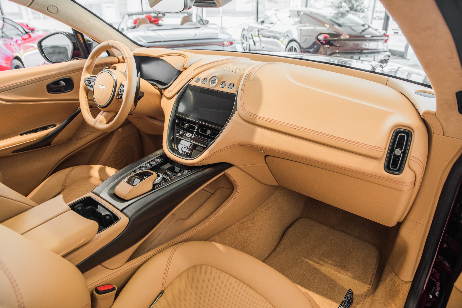 New 2021 Aston Martin DBX | St. Petersburg, FL