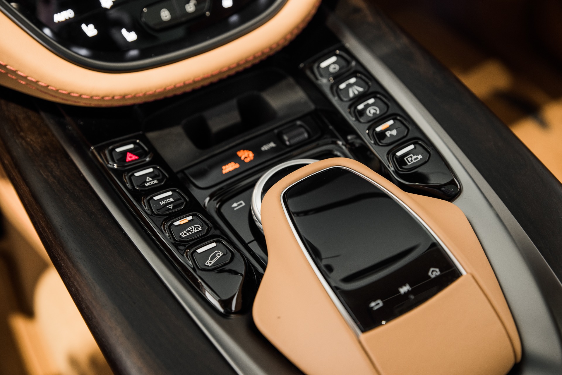 New 2021 Aston Martin DBX | St. Petersburg, FL