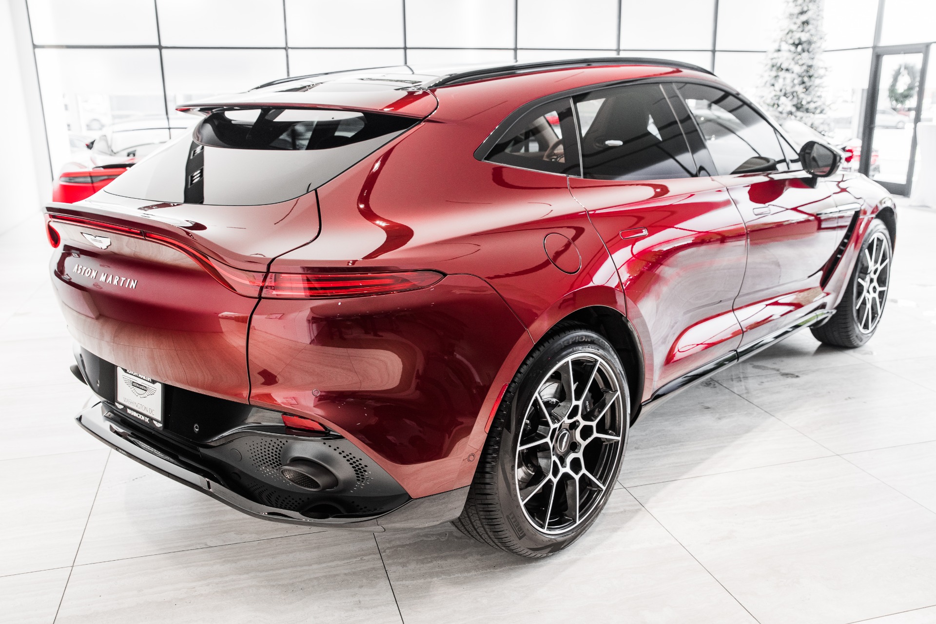 New 2021 Aston Martin DBX | St. Petersburg, FL