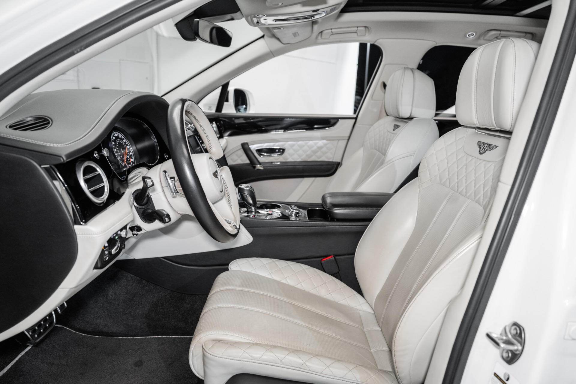 Used 2018 Bentley Bentayga | St. Petersburg, FL